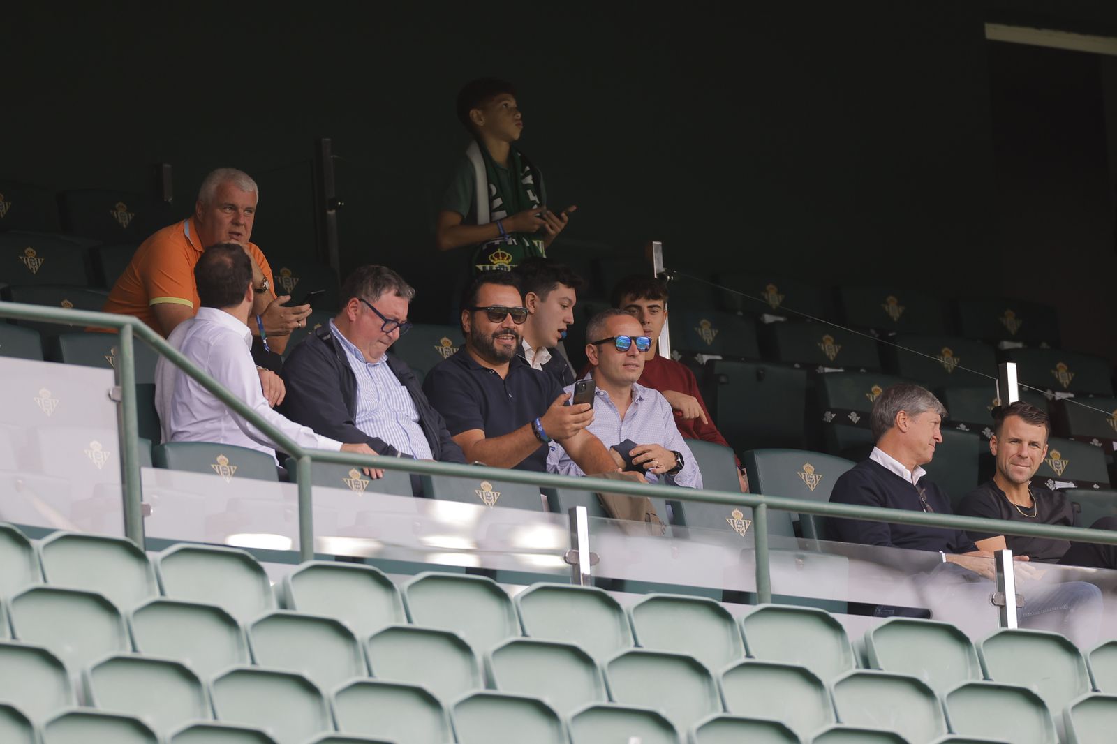 Búscate en las fotos del Betis-Osasuna