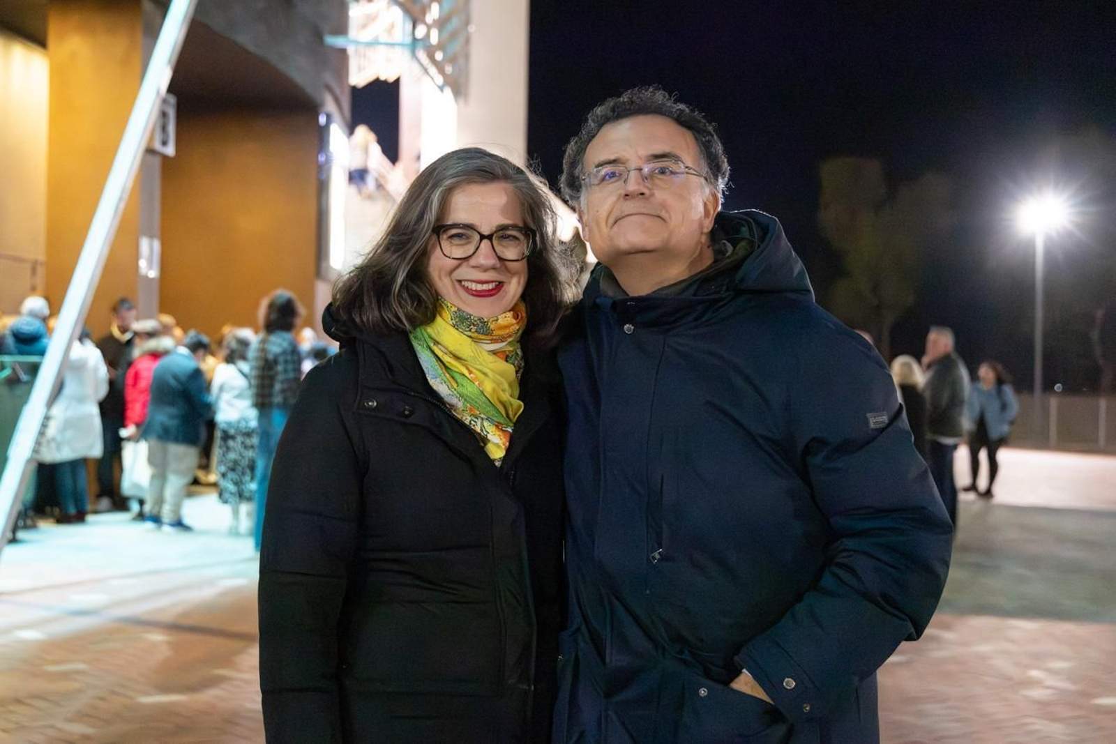 Así se disfruta en Jaén del concierto de Raphael, "Raphaelísimo"