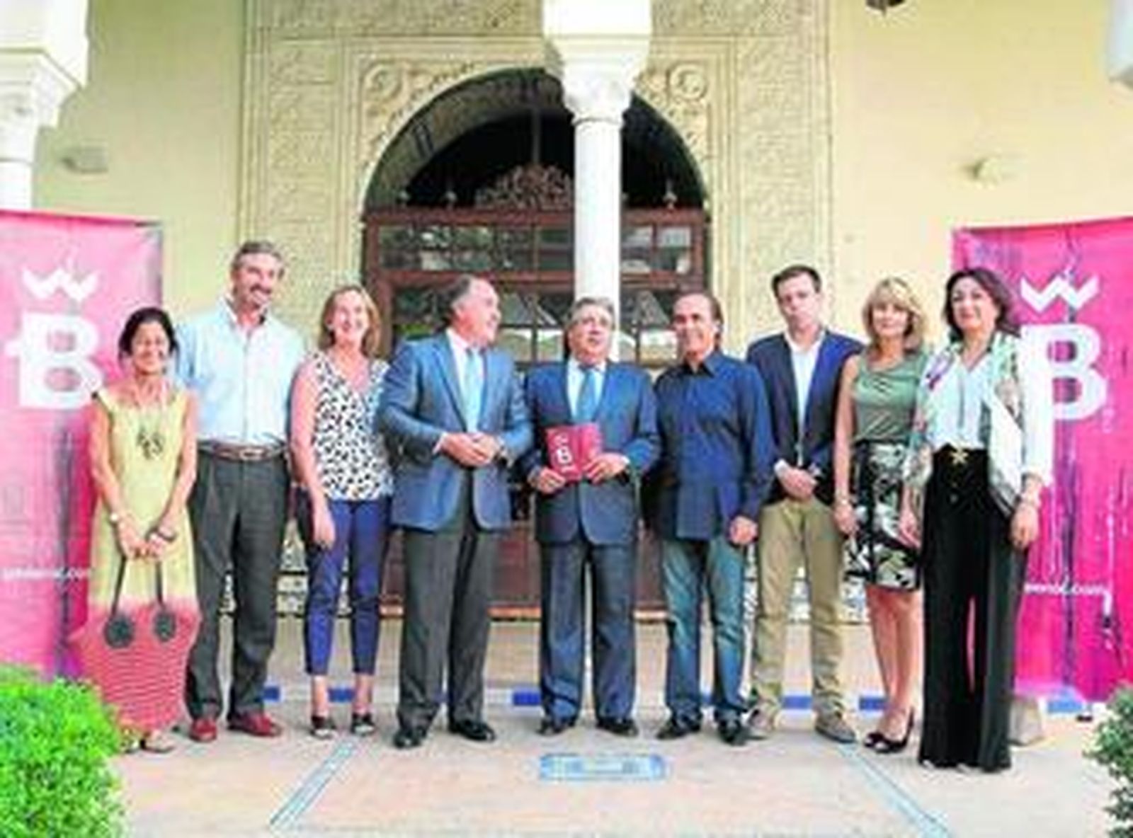 El Espacio Santa Clara de Sevilla acogió la presentación de 'Paco de Lucía, fuente y caudal'