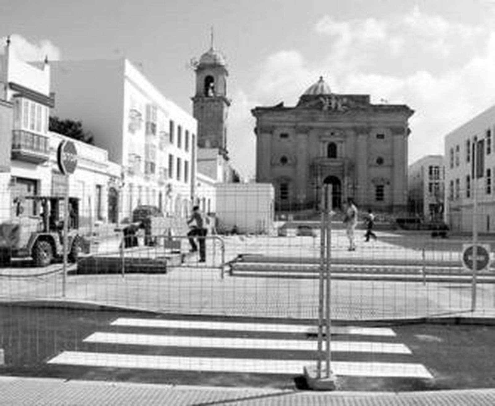 Vista del paso de peatones habilitado en la calle San José.