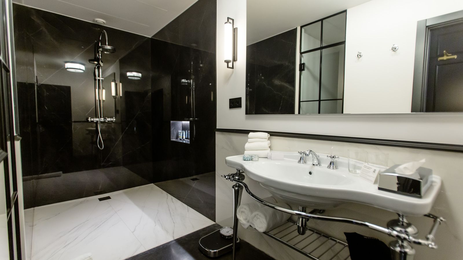 El nuevo Hotel Casa Cánovas en imágenes