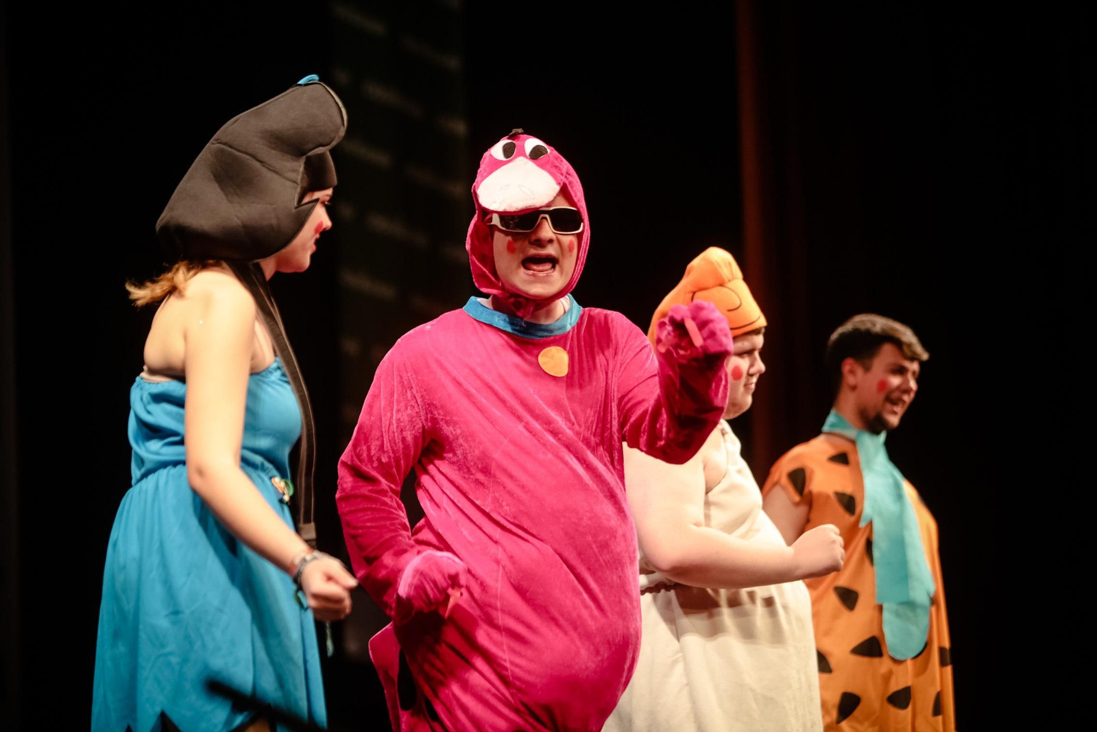 El cuarteto ganador en la categoría juvenil "Nos tocó la primitiva"