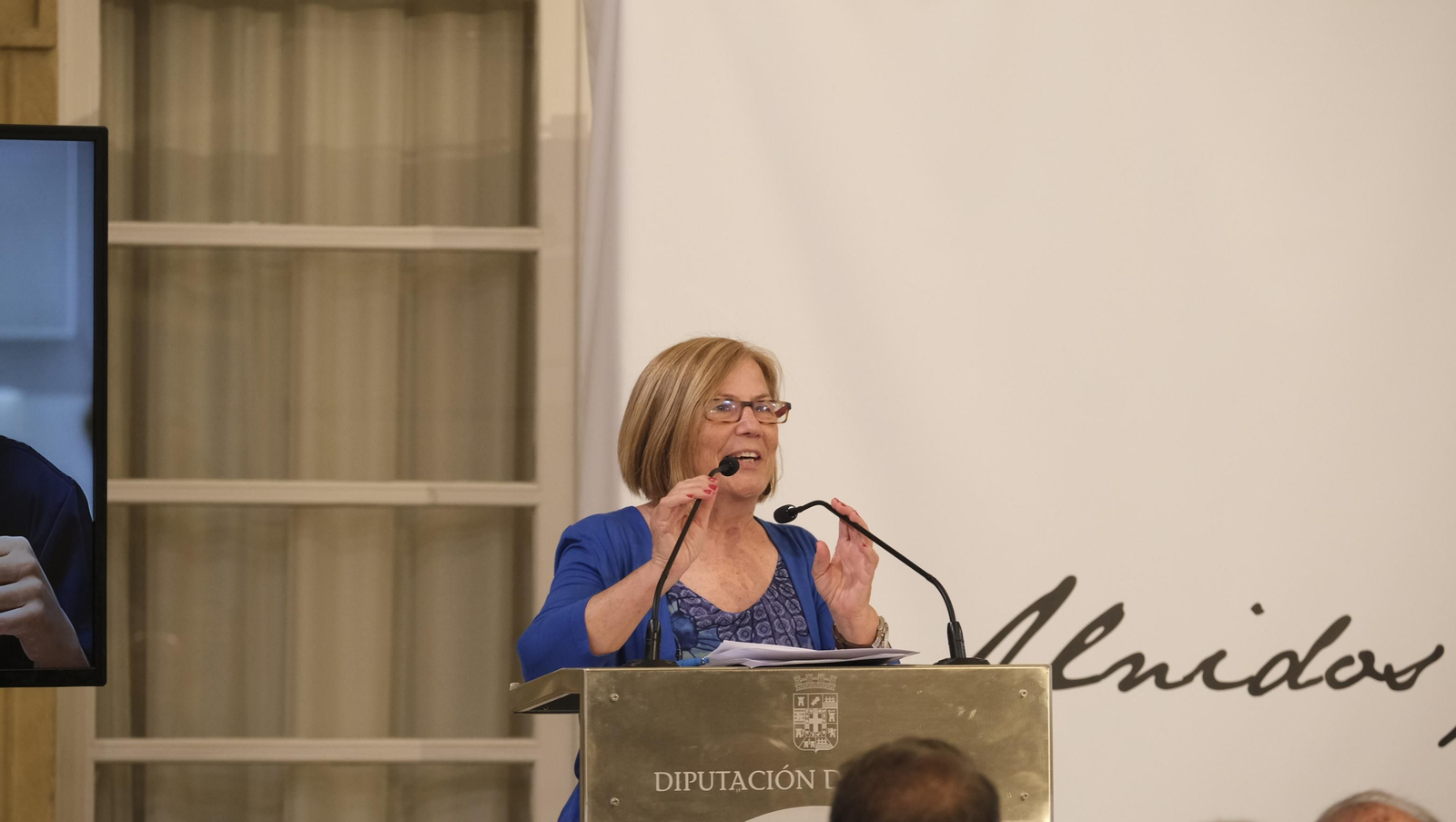 El Doctor Antonio Ríos presenta su libro 'Una Rodilla Feliz', en imágenes