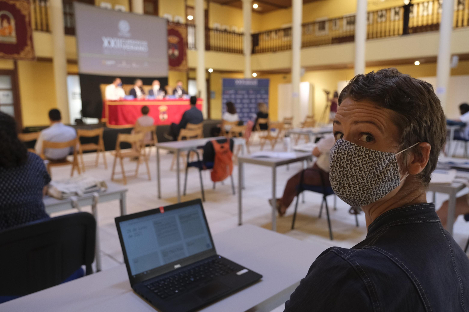 Fotogalería inicio XXII Cursos de Verano de la Universidad de Almería. Roquetas de Mar.