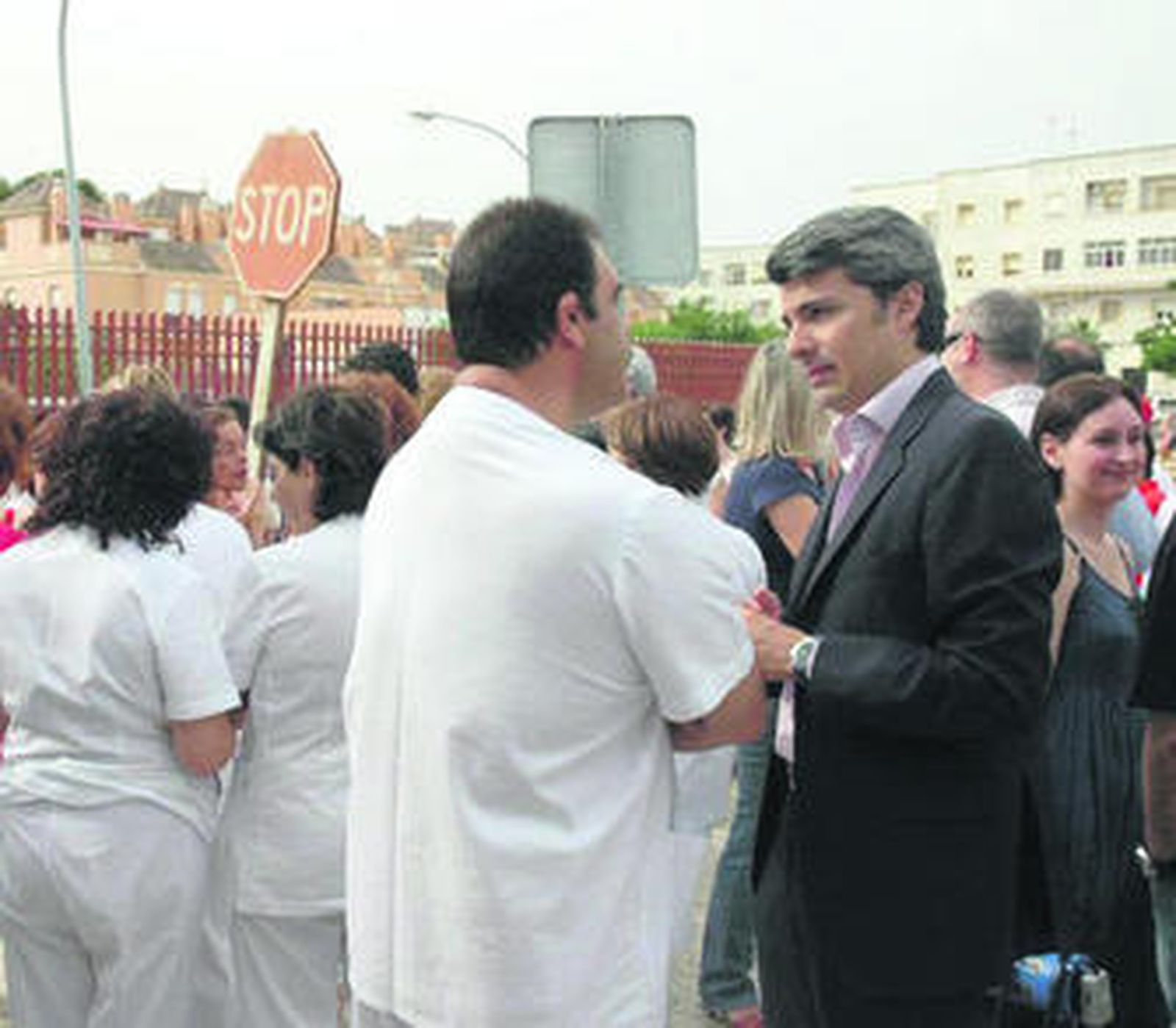 Francisco Romero (PA) en unas de las concentraciones a las puertas de San Carlos.