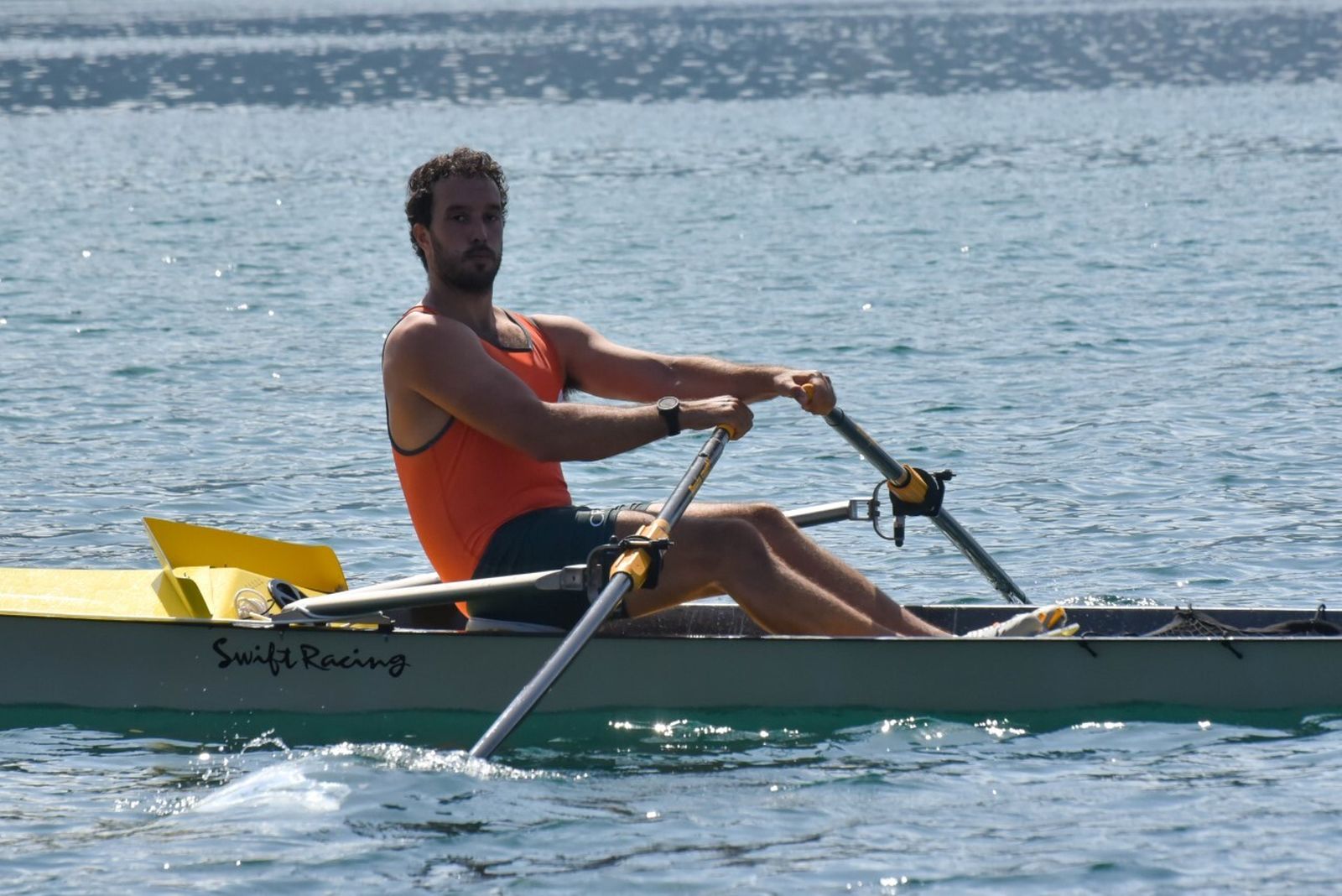 Daniel Salvador García, en su embarcación