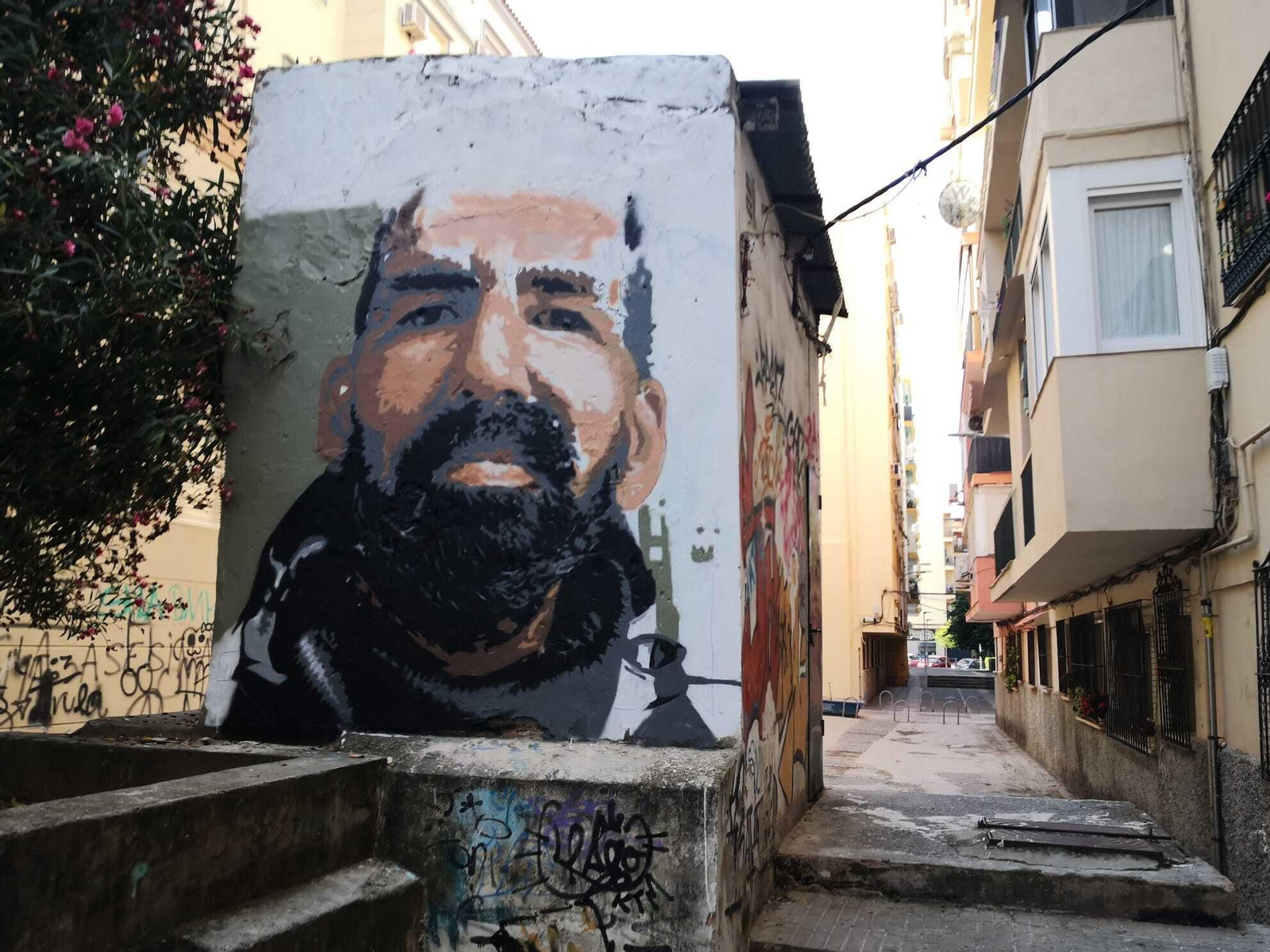 El mural dedicado a la memoria de Carli, en la calle Salamanca.