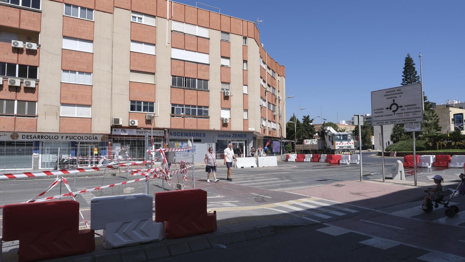 Corte de la Avenida de Montserrat por las obras del soterramiento del AVE, en imágenes