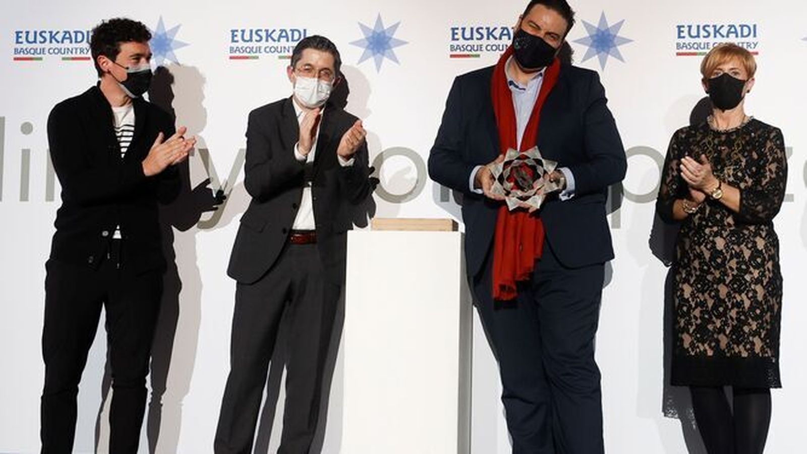 Xanty Elías recoge su premio 'Basque Culinary World Prize 2021', el denominado 'Nobel' de la cocina.