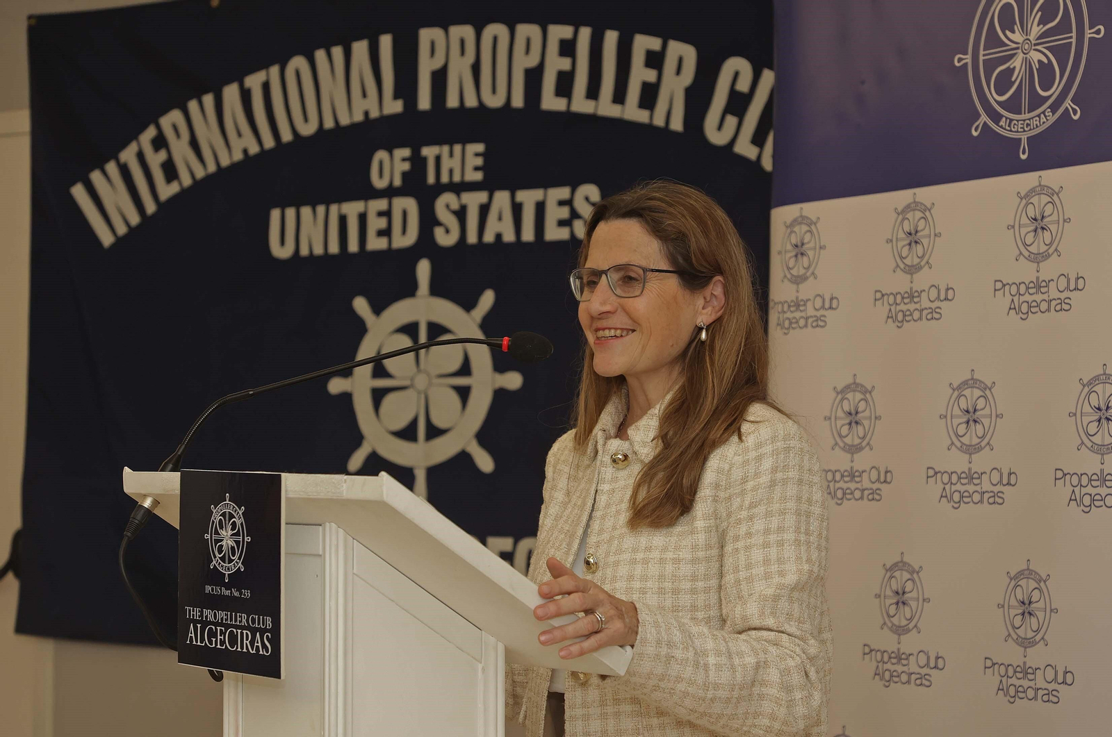 Pilar Jurado, durante el almuerzo coloquio del Propeller Club de Algeciras.