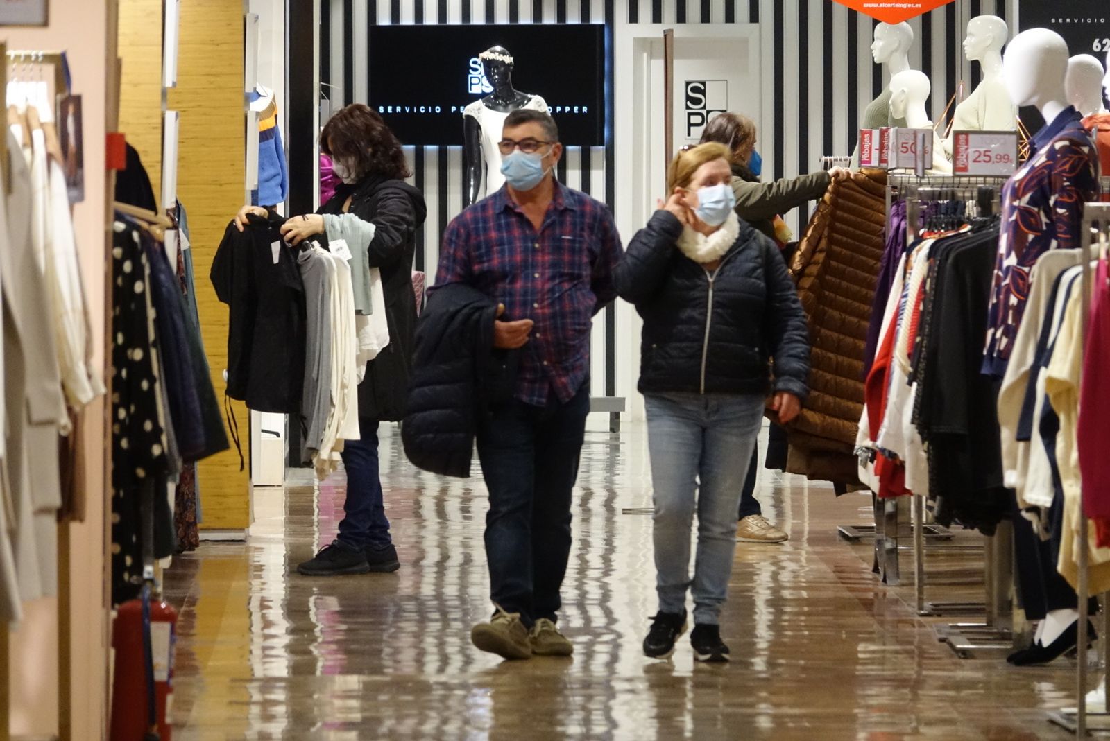 Primer día de rebajas en Málaga, en fotos