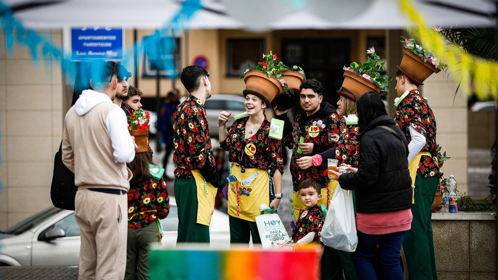 Las mejores imágenes del primer domingo de Carnaval de Cádiz