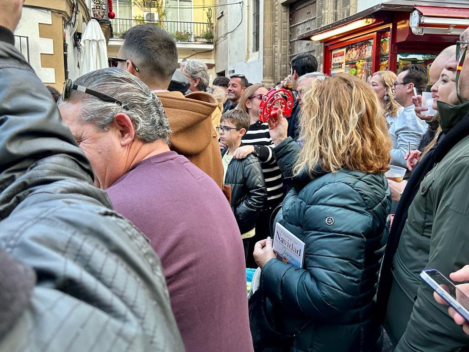 Así se vive la Nochebuena en Jerez 2023: entre zambombas y buen ambiente