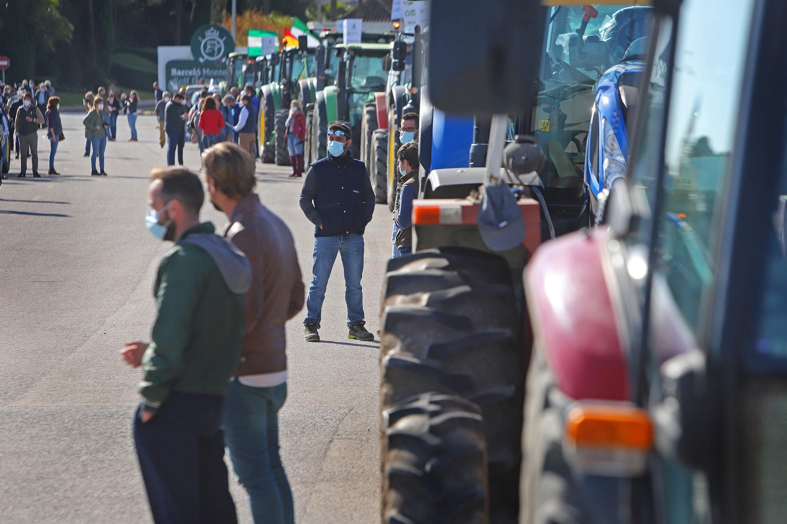 Tractorada de agricultores contra la PAC