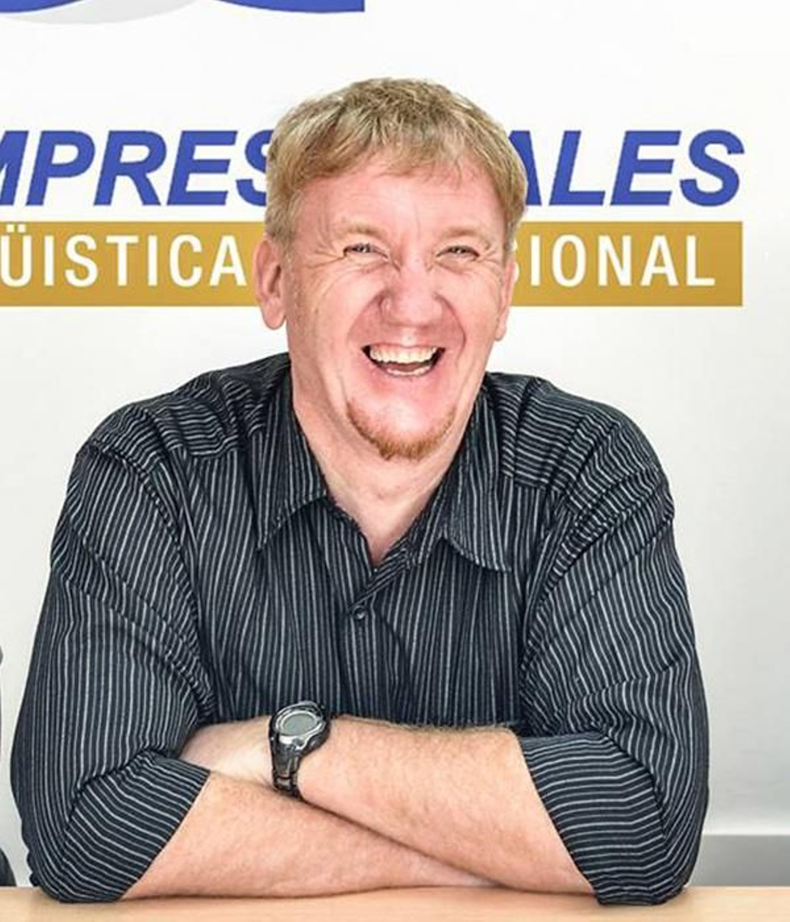 Neil Cooper es una de las figuras más importantes de Idiomas Empresariales. Neil Cooper es una de las figuras más importantes de Idiomas Empresariales.