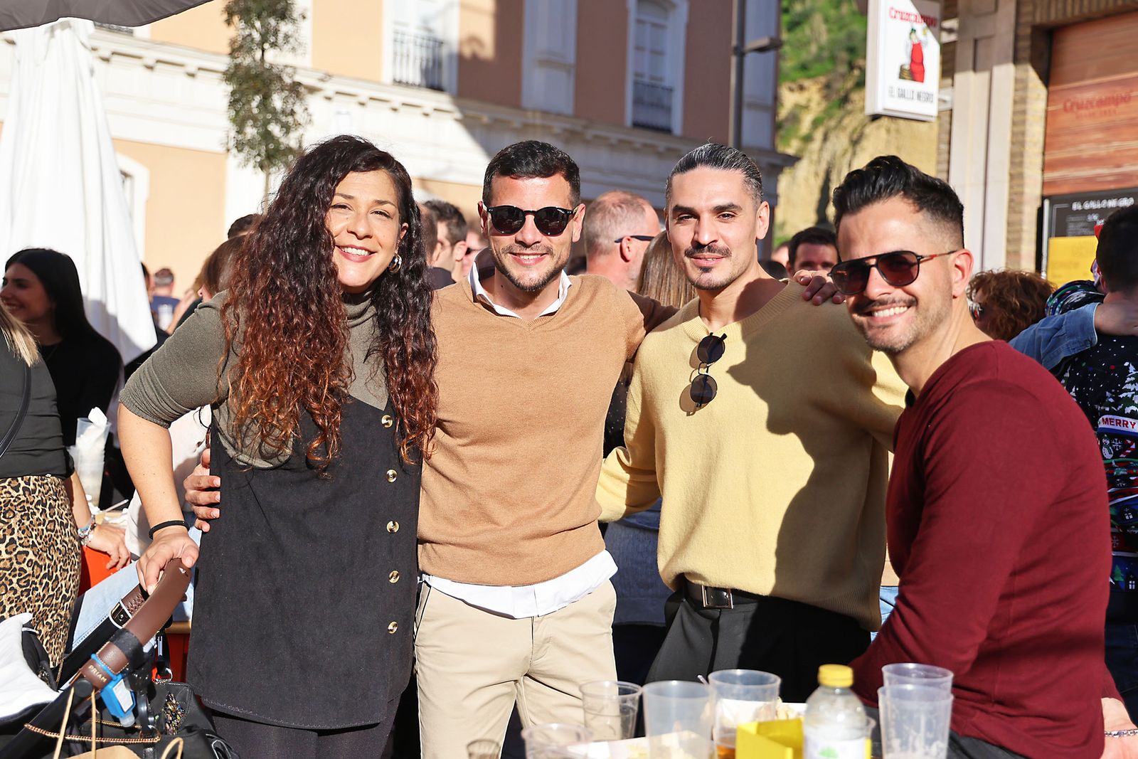 Imágenes de la fiesta del 24 de diciembre en las calle de Huelva