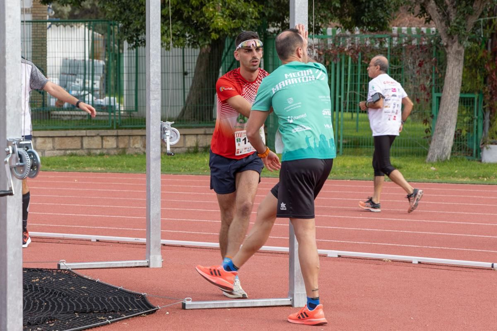 Convivencia y atletismo en estado puro, en la XXVI Carrera de los Puentes