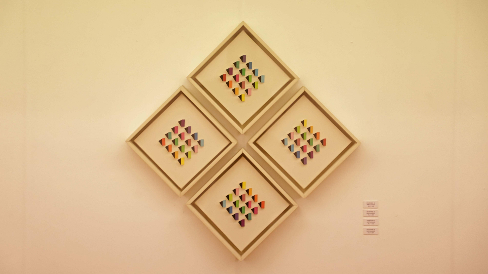 Fotos de la exposición 'Coloraturas' en Algeciras