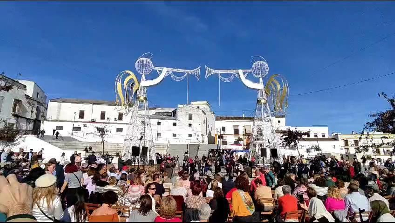 Zambomba BIC en plaza Belén de Jerez
