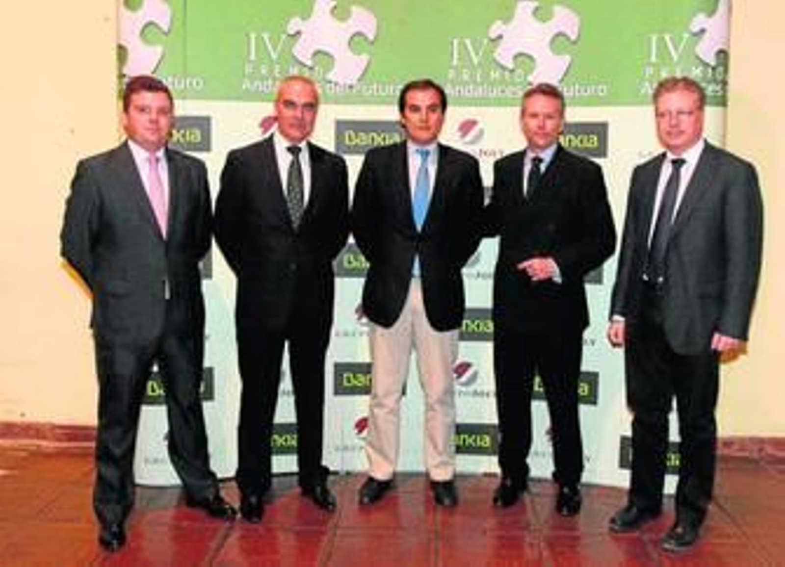 Luis P. Bustamante, Antonio Soto, José A. Nieto, José Joly y Juan J. Primo, ayer en elacto.