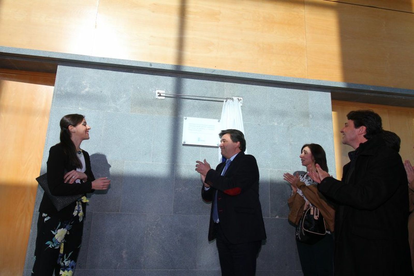 Inaugurado el nuevo nombre del Palacio de Deportes Carolina Marín