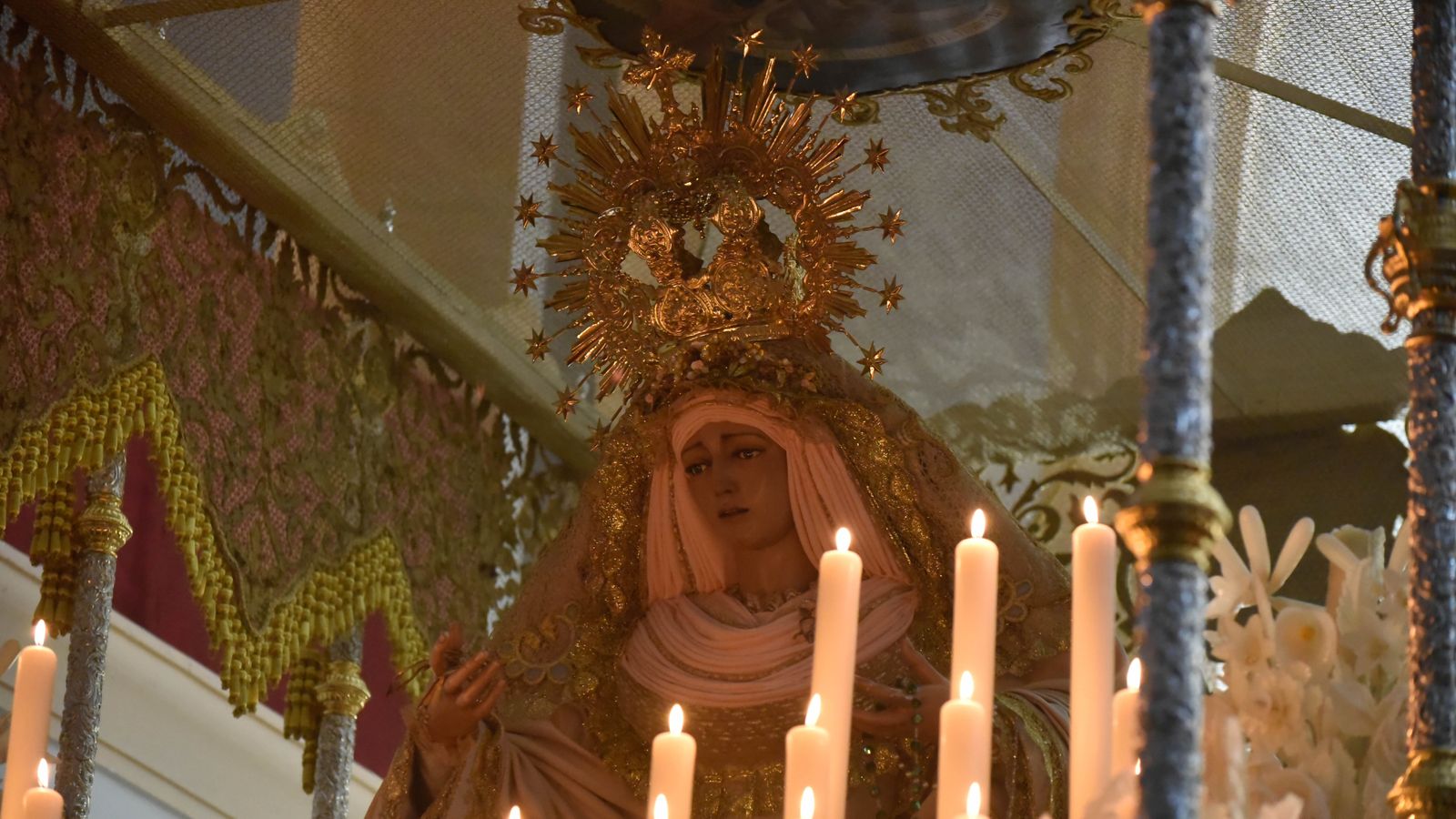 Oración de vísperas e imposición de medallas de los Salesianos de La Línea