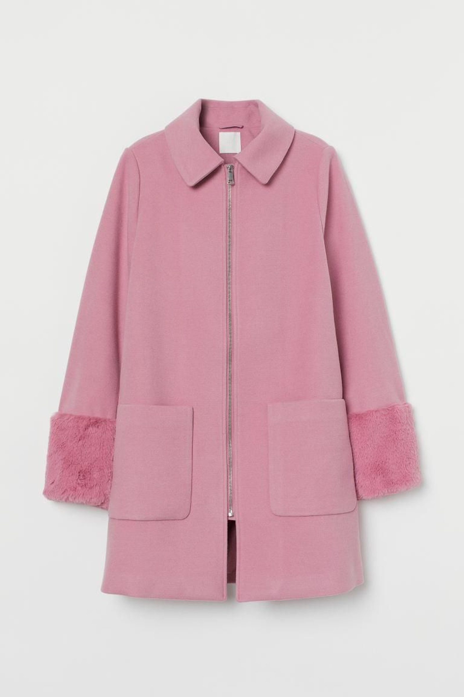 Abrigo rosa de H&M  (59,99 euros).