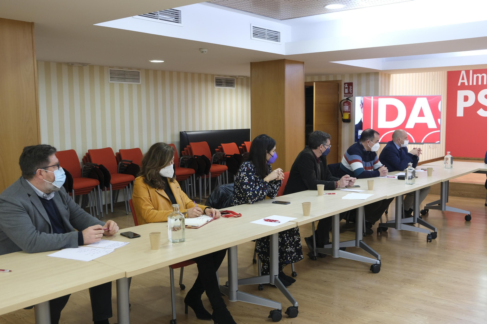 Imágenes de Juan Espadas, Secretario General del PSOE en Andalucía, en Almería.