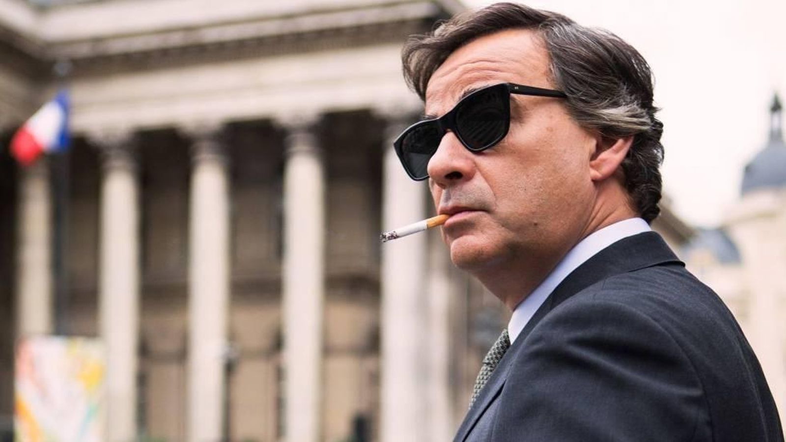 Paesa, interpretado por Eduard Fernández