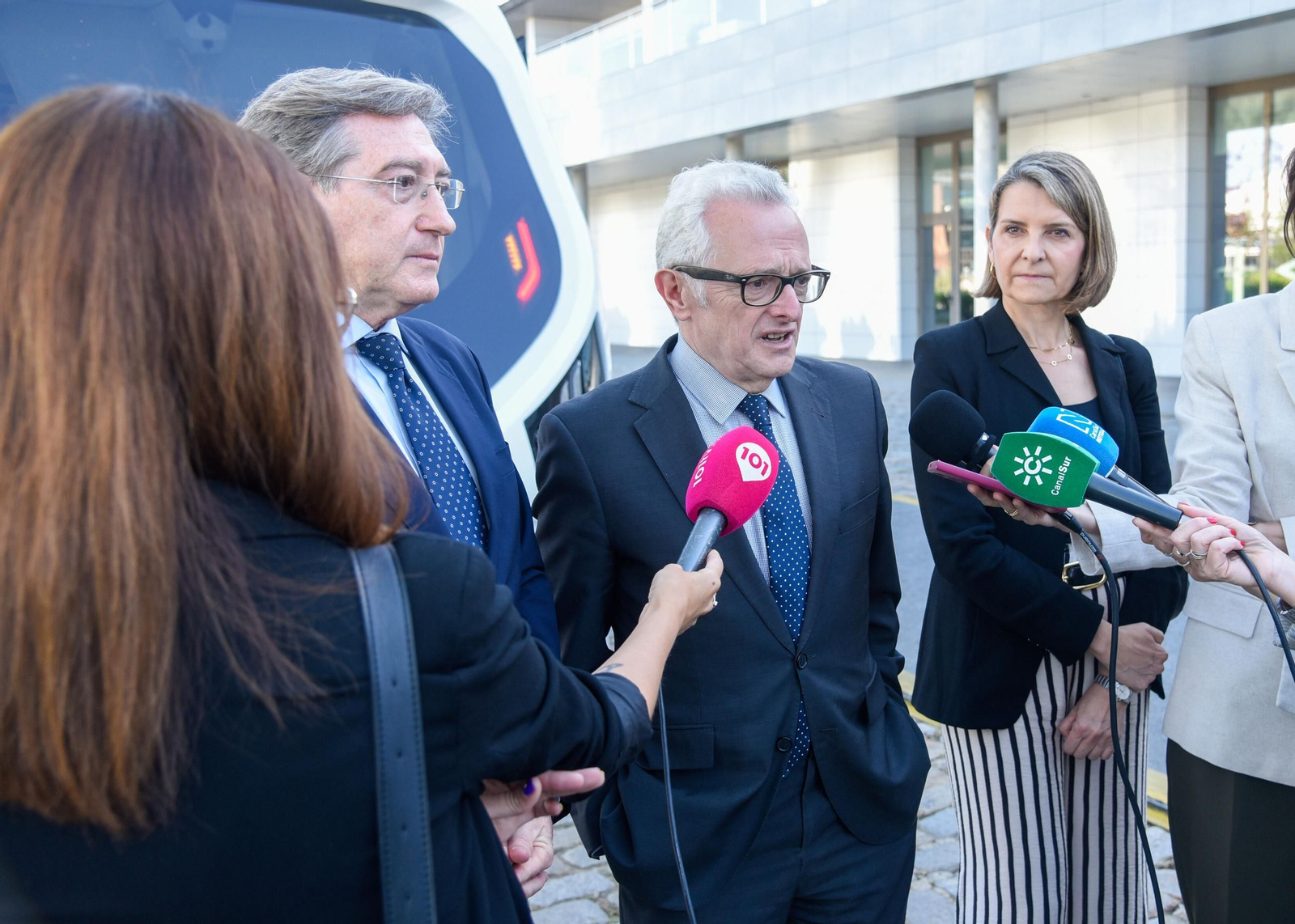 Las fotos de la presentación de la lanzadera autónoma del Puerto de Sevilla