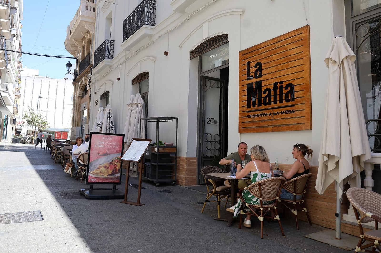 Así se vivió el apagón en las calles de Huelva, en imágenes