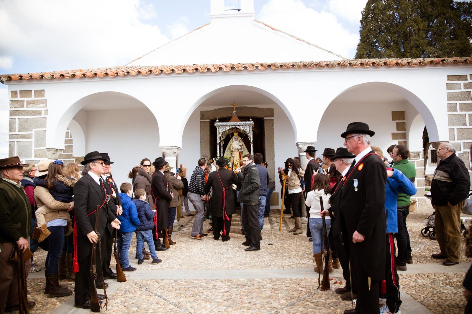 Versión pozoalbense de la Romería de la Virgen de Luna