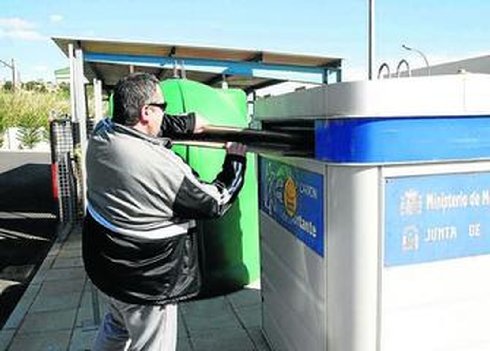 La barriada de El Puche tiene el punto más limpio de toda la capital