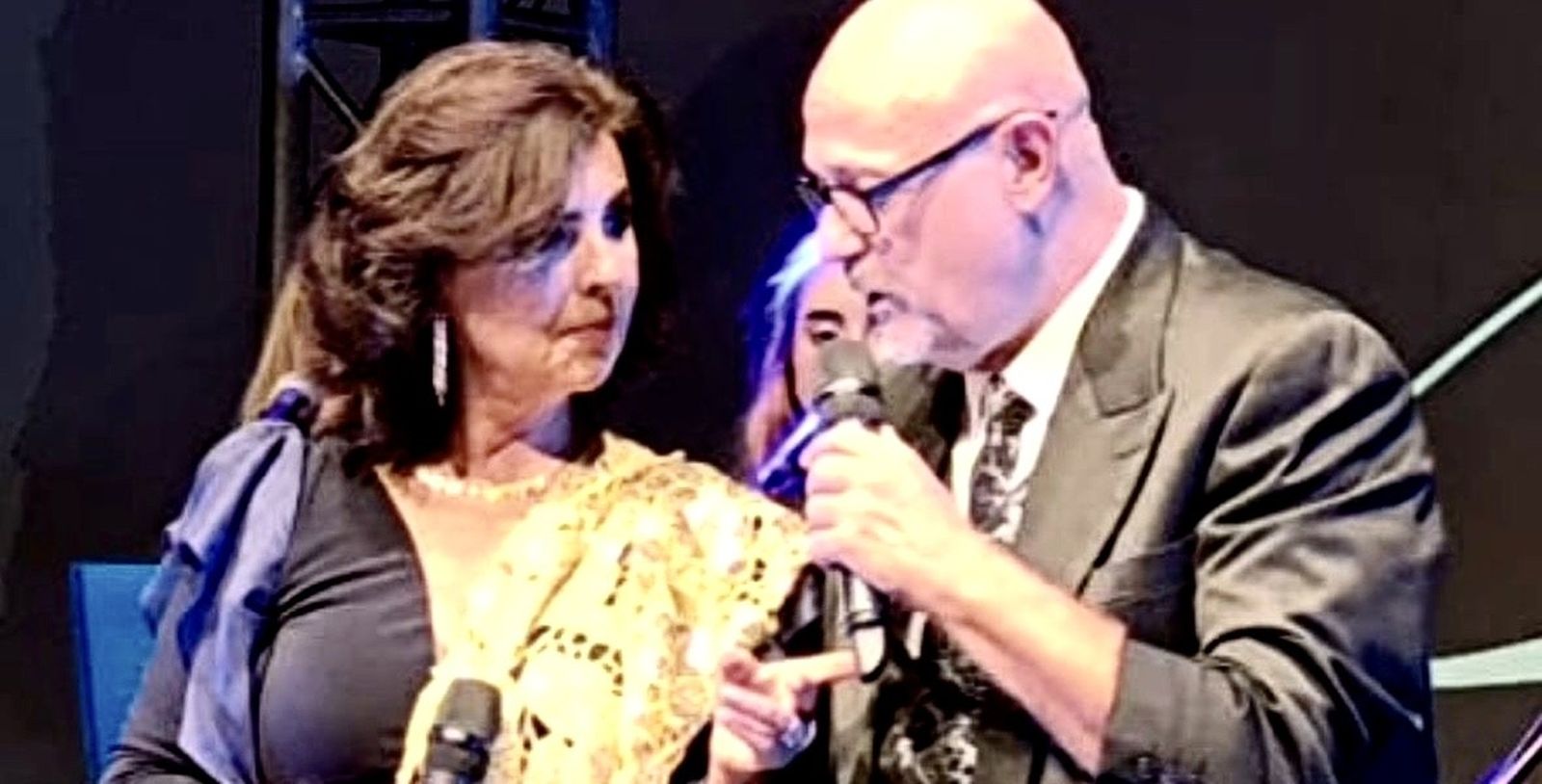 María José Santiago brilló con luz propia en el concierto de Manolo Medina.