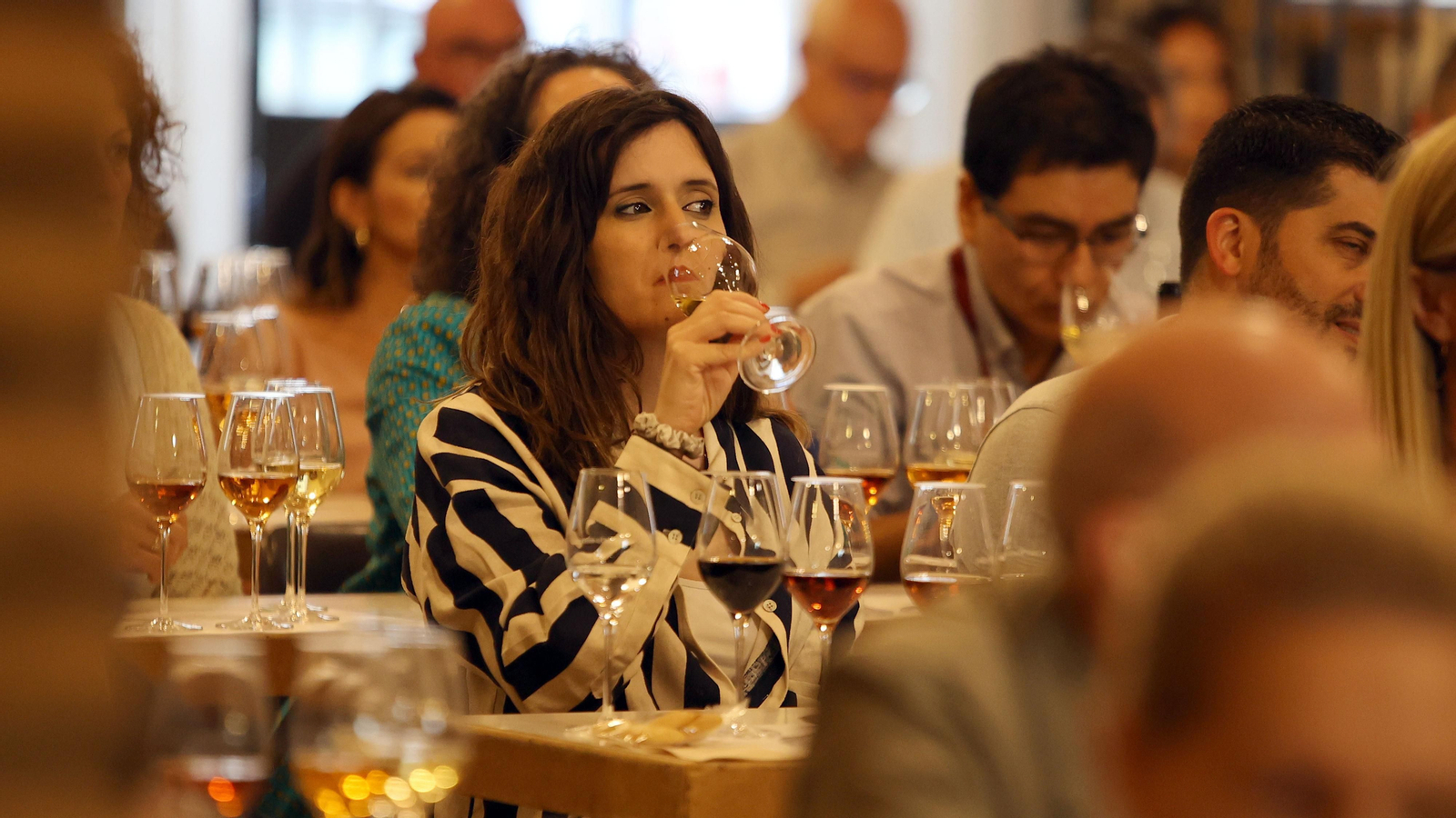Cata taller de vinos de Jerez en el Consejo Regulador Cata taller de vinos de Jerez en el Consejo Regulador