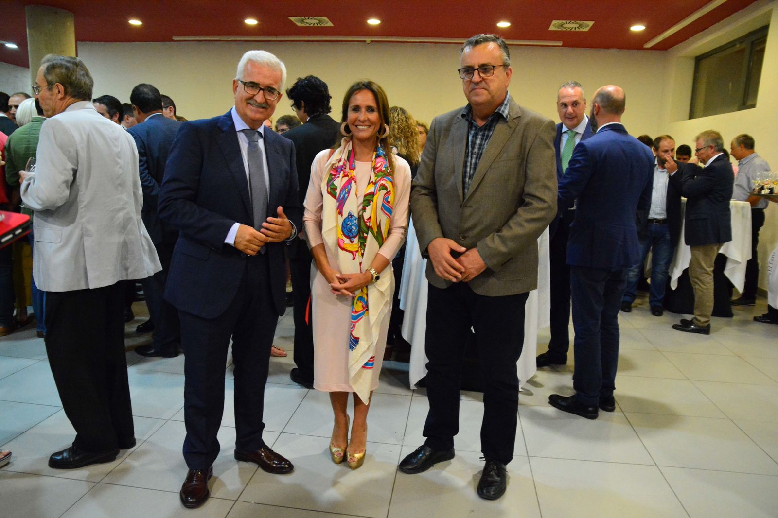 Las imágenes del ministro Alfonso Dastis en el Foro Joly