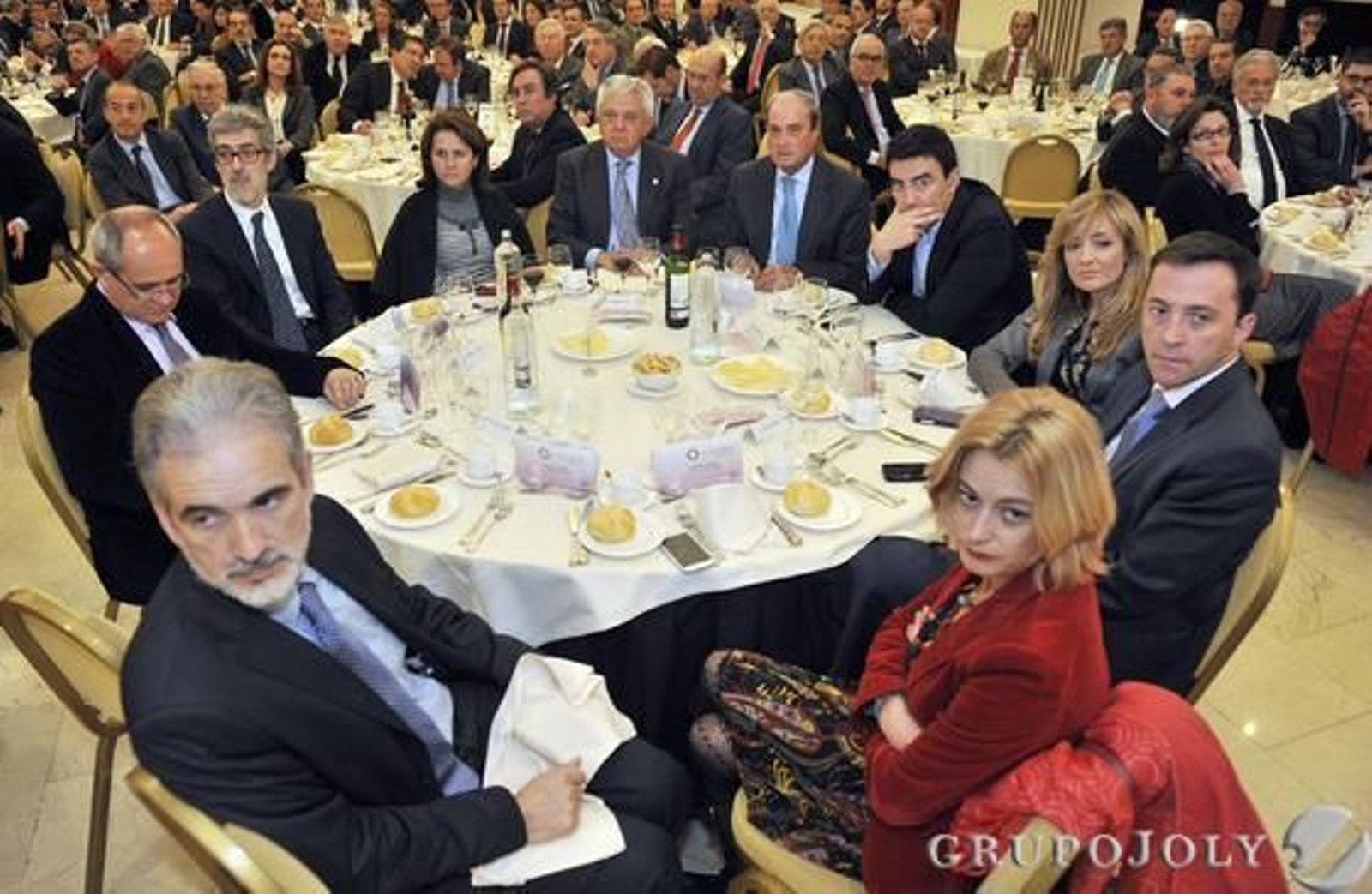 Aquilino Alonso, José Luis Rocha, Juan Antonio Cortecero, Teresa García, Francisco Herrero, Antonio Ponce, Mario Jiménez, Carmen Castilla, Ricardo Domínguez y Montserrat Reyes.

Foto: Juan Carlos Vázquez / Belén Vargas/ Manuel Gómez