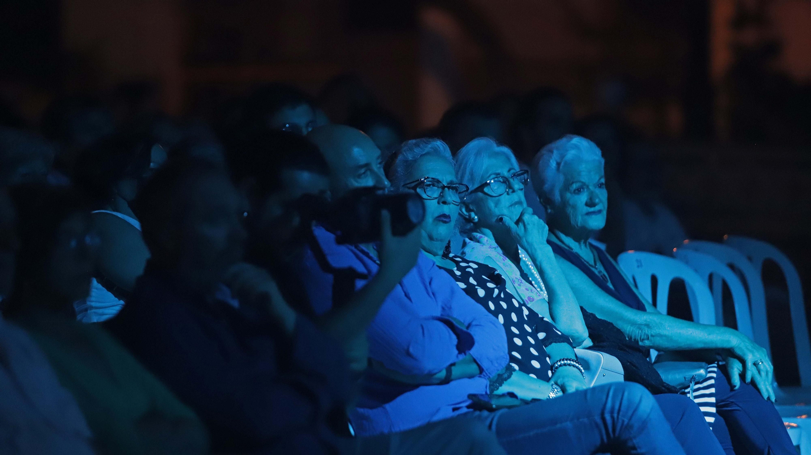 Fotos de ambiente en el espectáculo 'Paqueando' de José Mari Banderas y Diego Amador en Algeciras