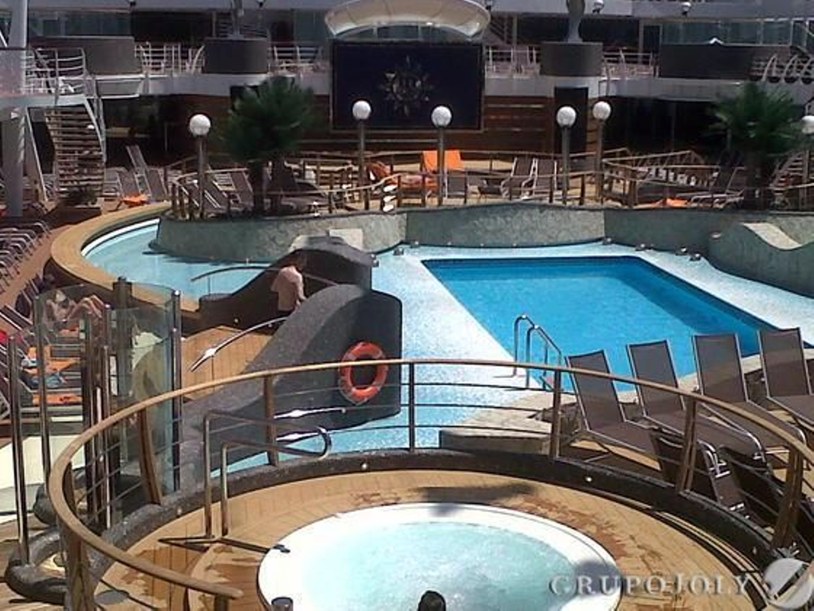 Una visita por el lujoso crucero MSC Divina en su preinauguración en Cádiz.

Foto: Sara Mancera