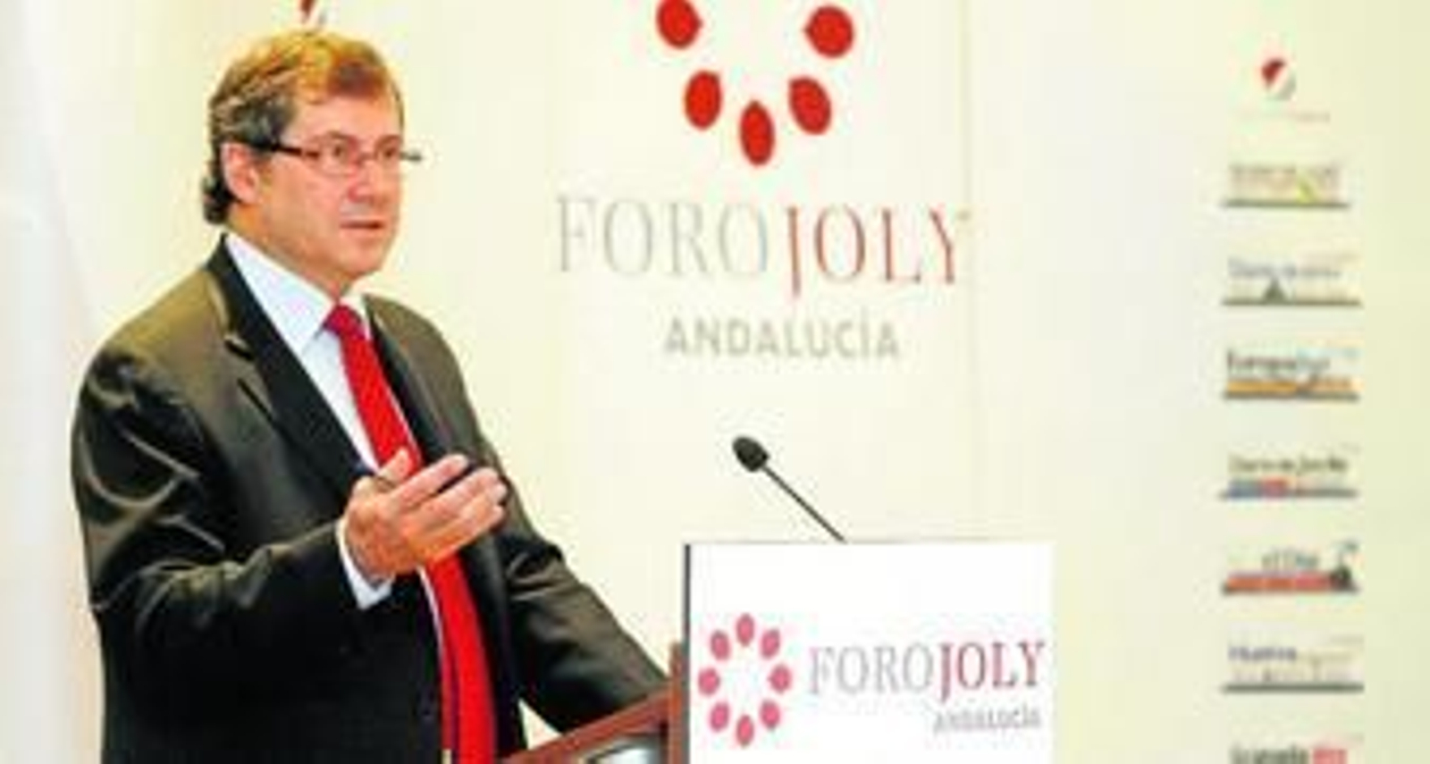 El secretario general de Universidades, Màrius Rubiralta i Alcañiz, en un momento de su intervención en el Foro Joly Andalucía, ayer.