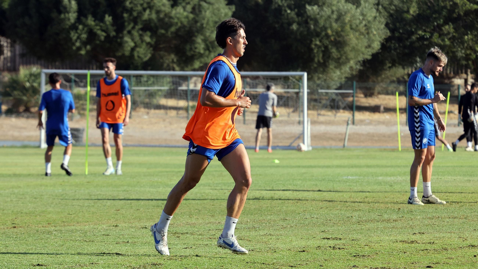 Las fotos del primer entrenamiento de la pretemporada 2025 del Xerez DFC