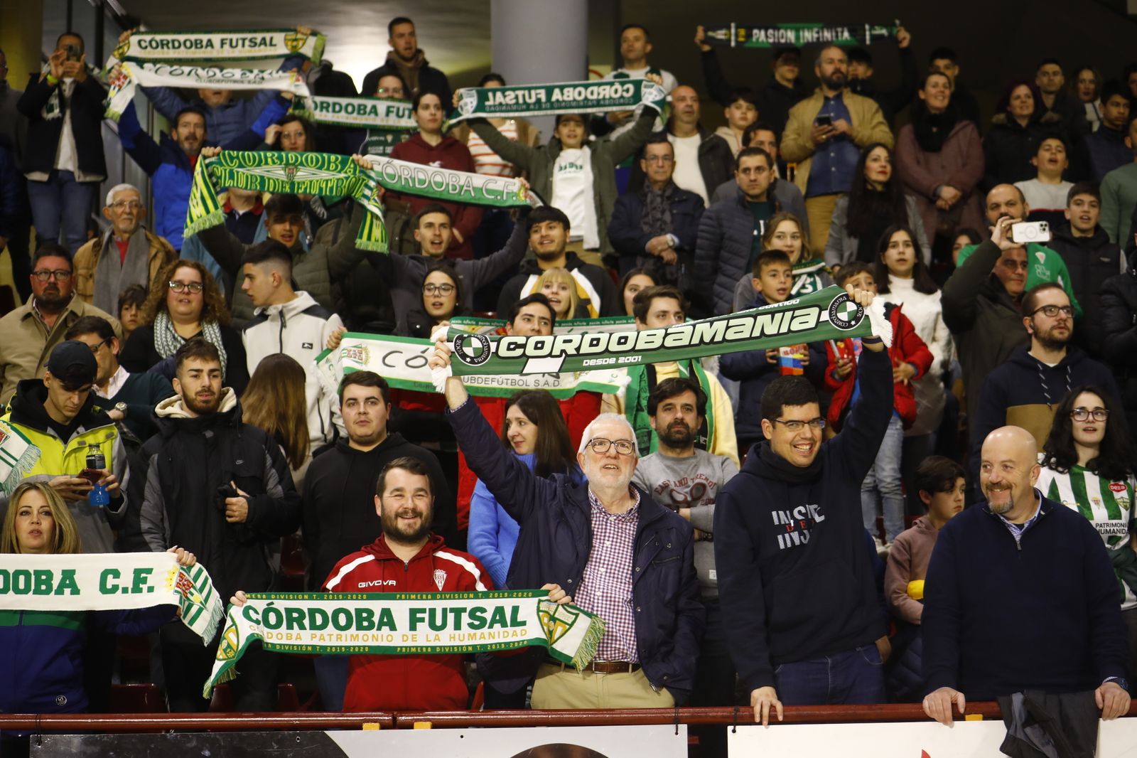 La victoria del Córdoba Futsal ante el Osasuna Magna, en imágenes