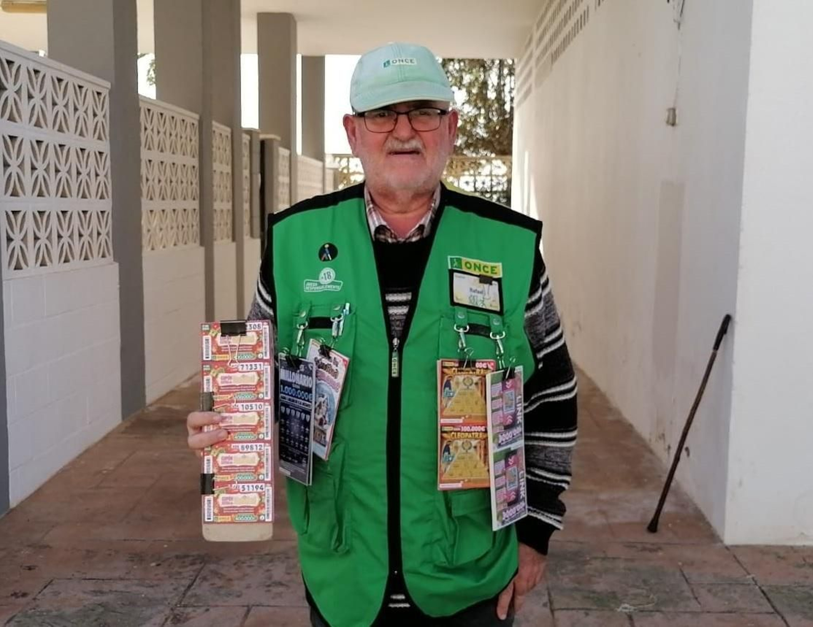 El vendedor Rafael Ortega.