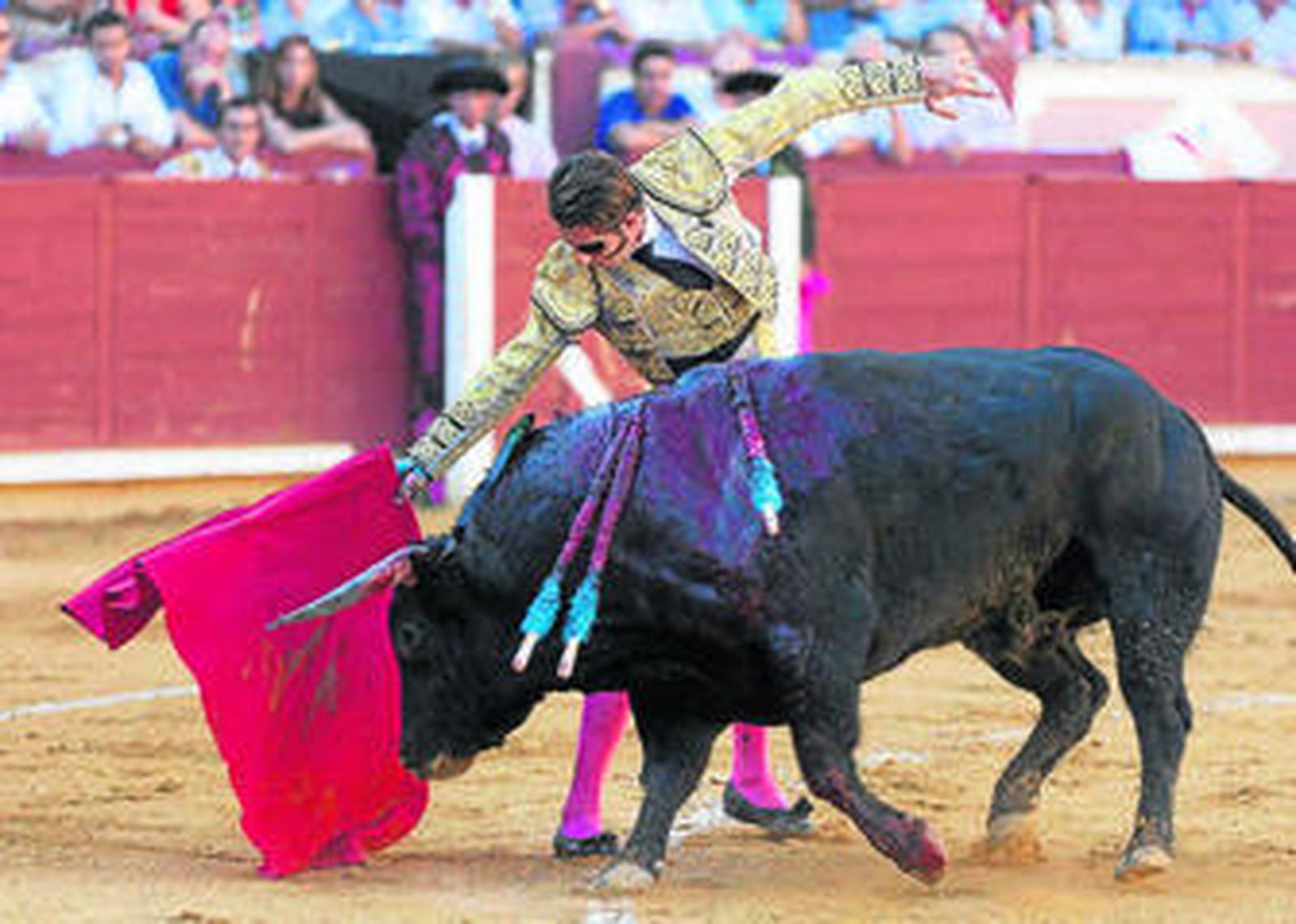 Juan José Padilla ayer en el último festejo de la feria conquense, en el que cortó una oreja.