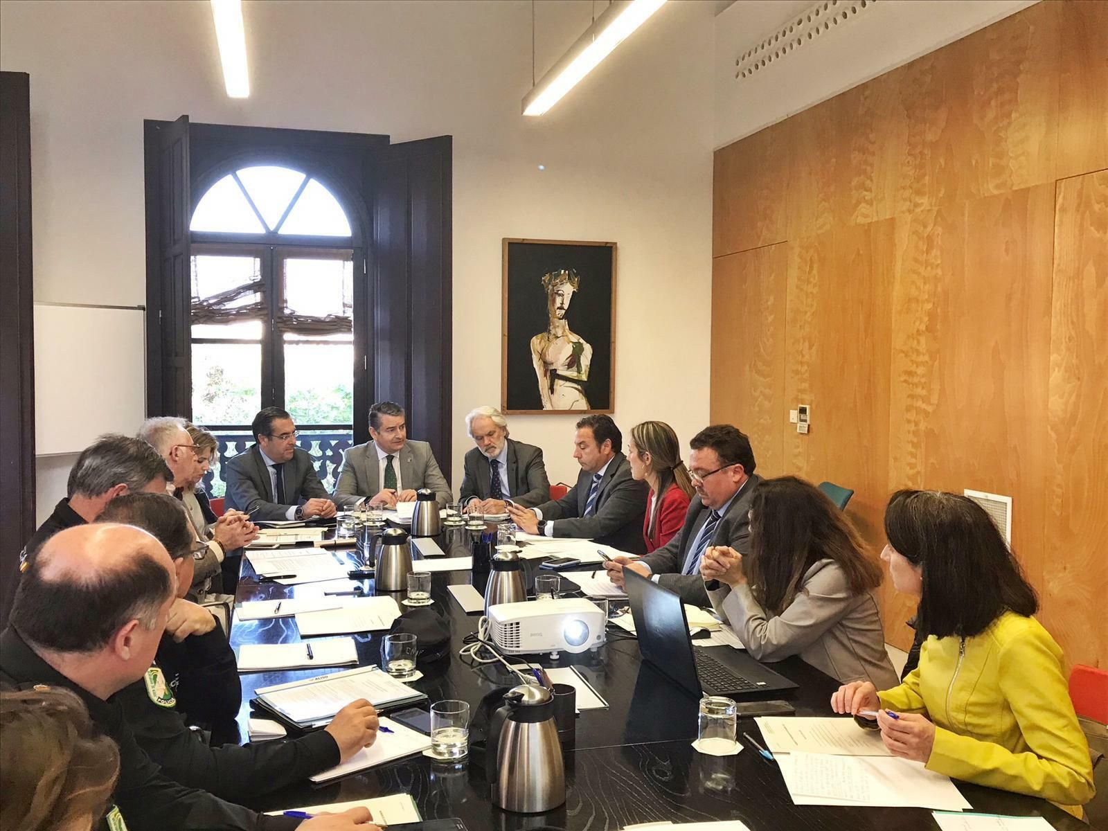 Reunión, presidida por Antonio Sanz, sobre el Plan Romero de este año.
