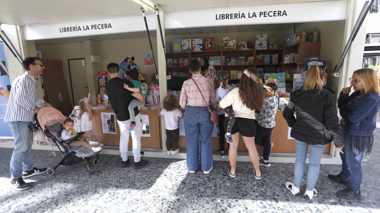 "Fotos de la Feria del Libro de La Línea"