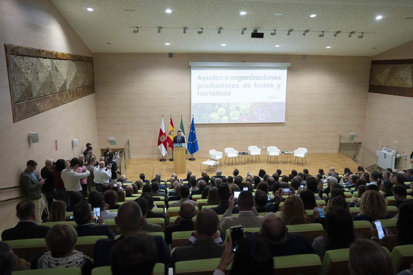 Las imágenes de las ayudas a productores de frutas y hortalizas
