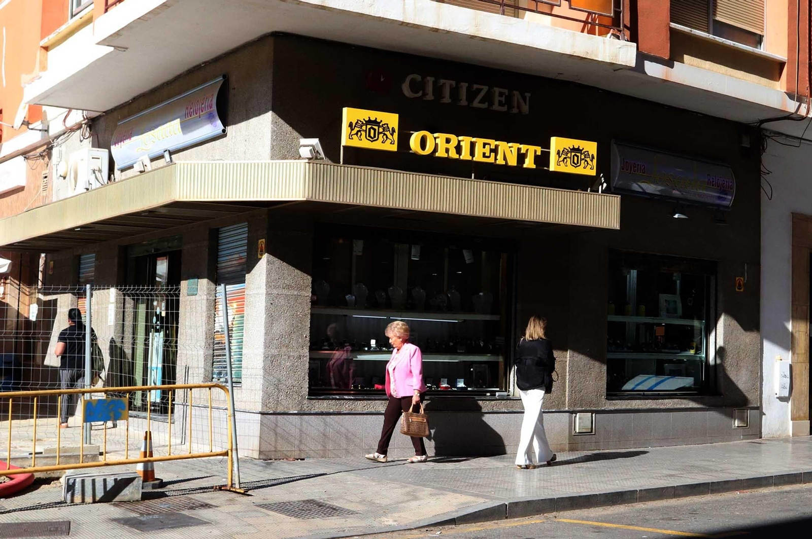 Un paseo en imágenes por la Plaza del Antiguo Estadio y sus alrededores