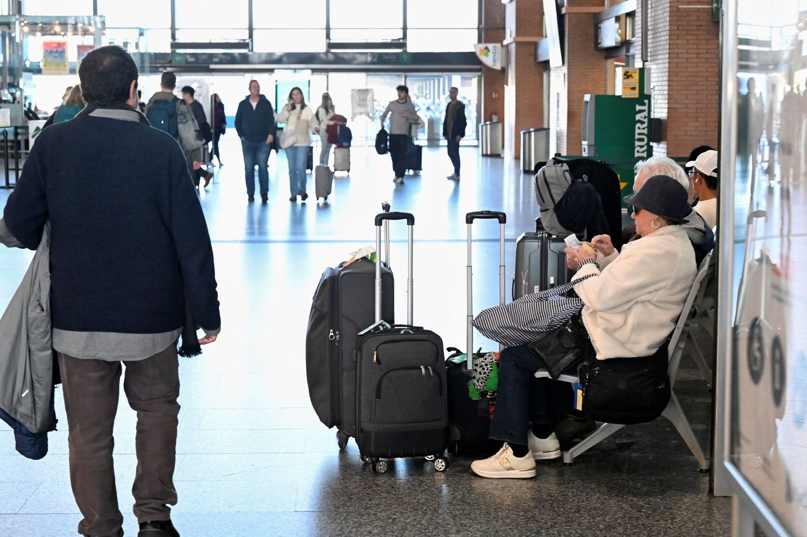La estación de tren de Córdoba recupera la normalidad