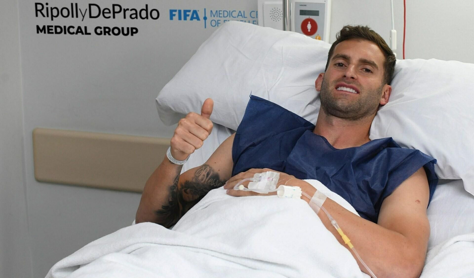 El brasileño hace un gesto de aprobación tras la operación